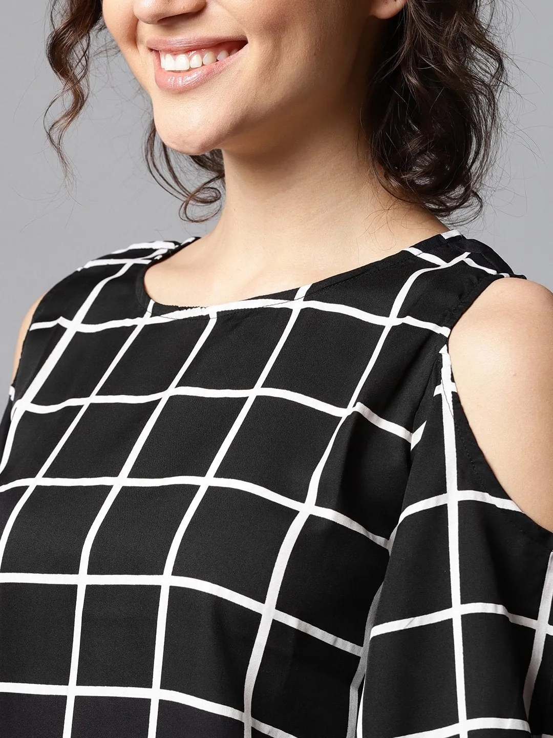 Black Checked 3/4Th Sleeve Cold Shoulder Crepe Tunic