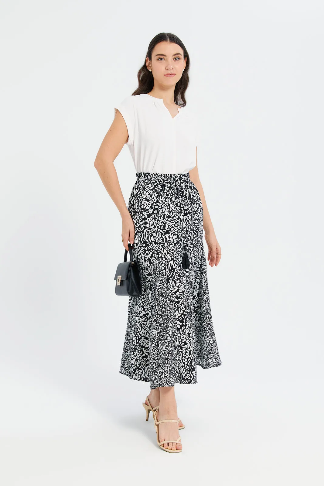 Women Balck And White A-Line With Drawcord Skirt