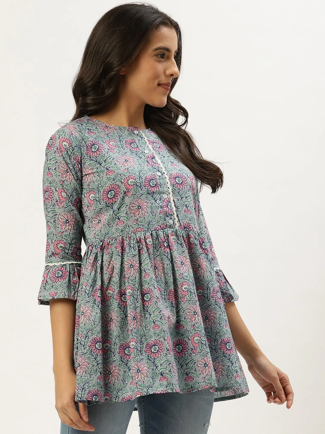 Women Grey Printed Tunic With Three Quarter Sleeves