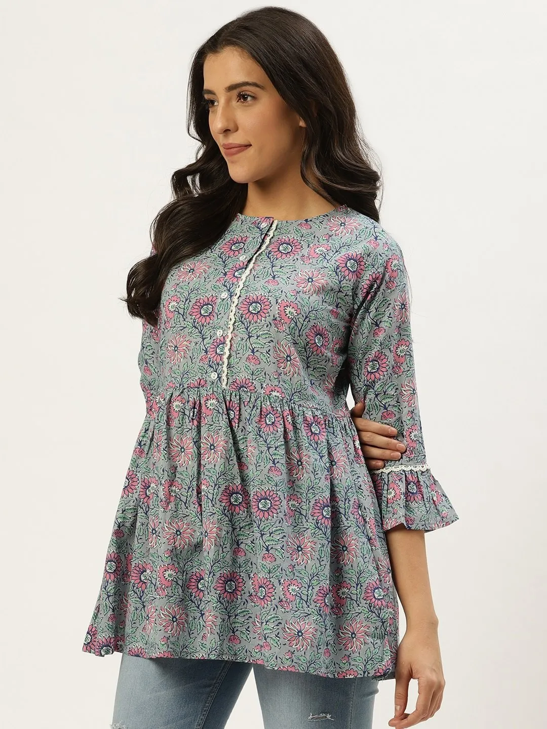 Women Grey Printed Tunic With Three Quarter Sleeves